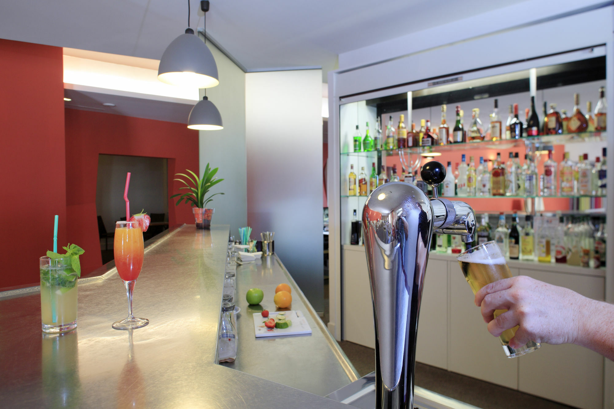 Holiday Inn Perpignan, An Ihg Hotel المظهر الخارجي الصورة